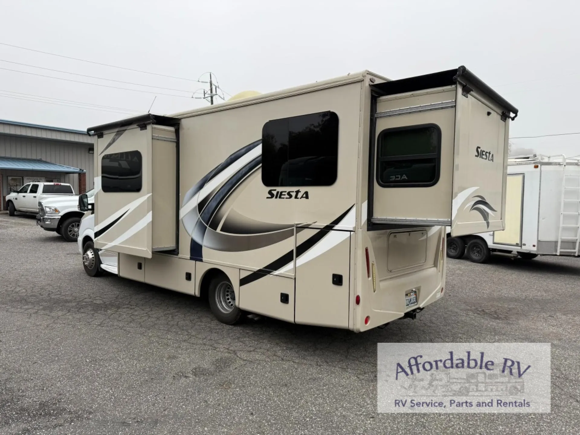 2018 Thor Motor Coach Siesta Sprinter 24SR - Photo 4
