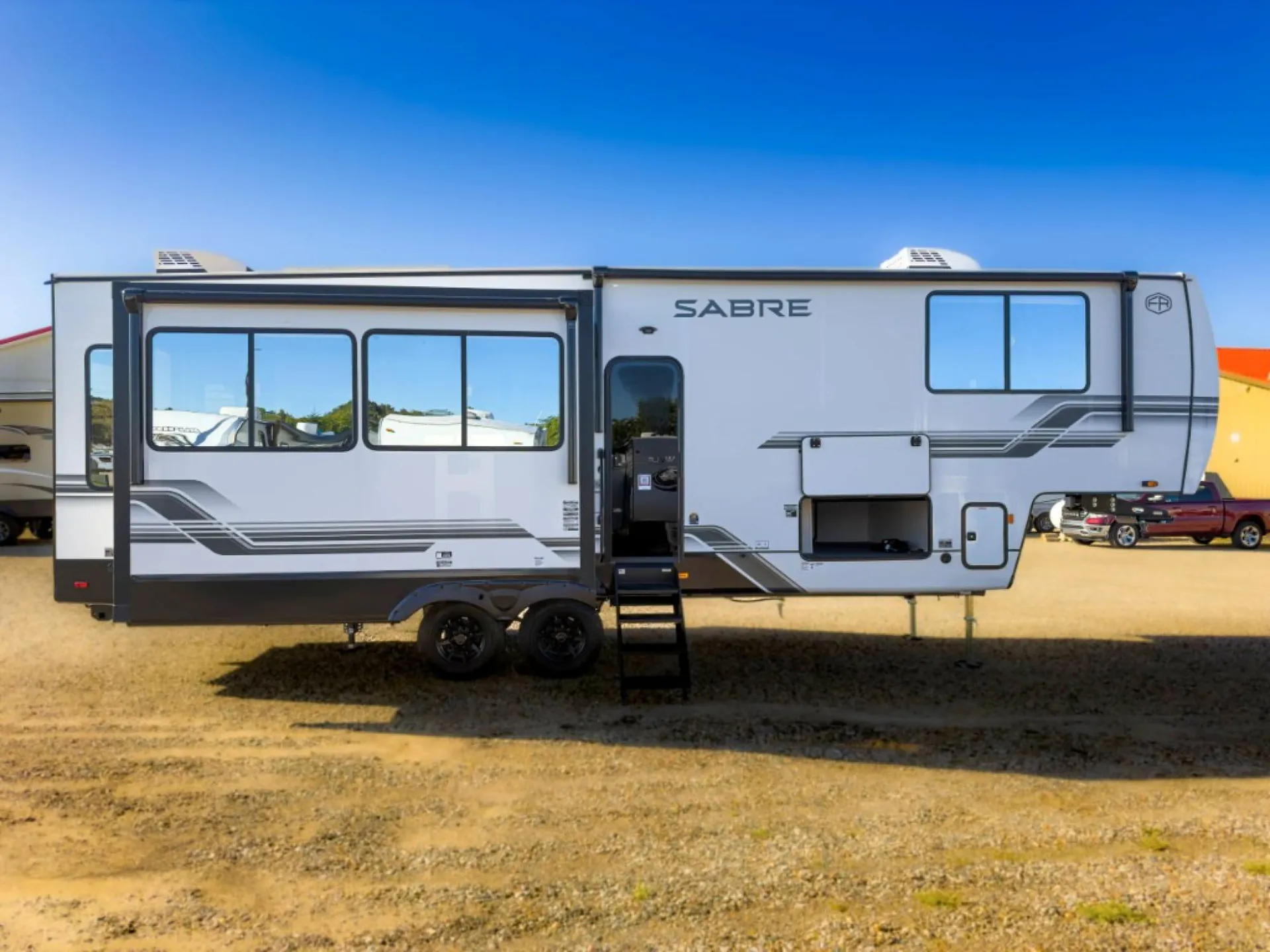 2027 Forest River Sabre 32RL — Photo 6