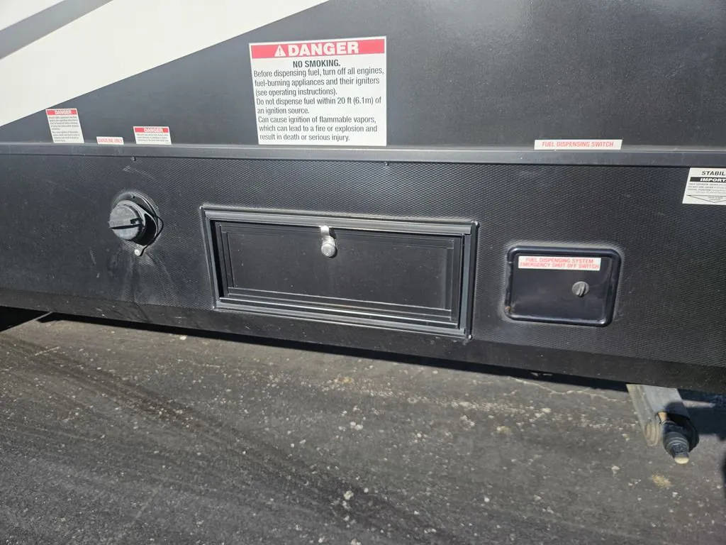 2019 Forest River XLR Hyperlite 28HFX, Photos photo 9