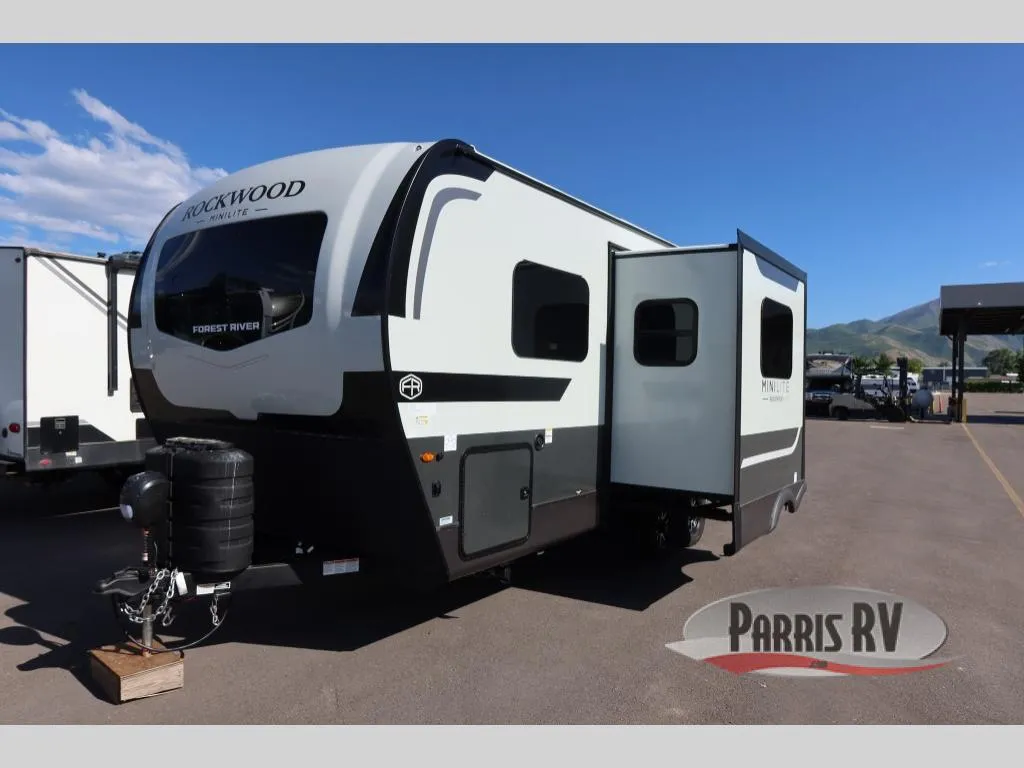 2026 Forest River Rockwood Mini Lite 2205S - Photo 4