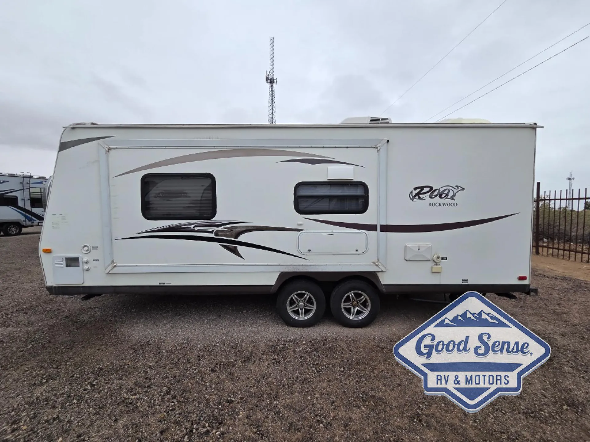2014 Forest River RV Rockwood Roo 23SS — Photo 6