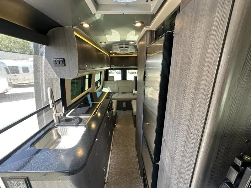 2021 Airstream Interstate 24GT Used    4x4 - Main photo