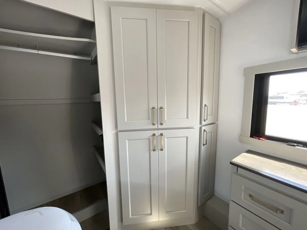 2025 Brinkley Model G 3250, Photos photo 68