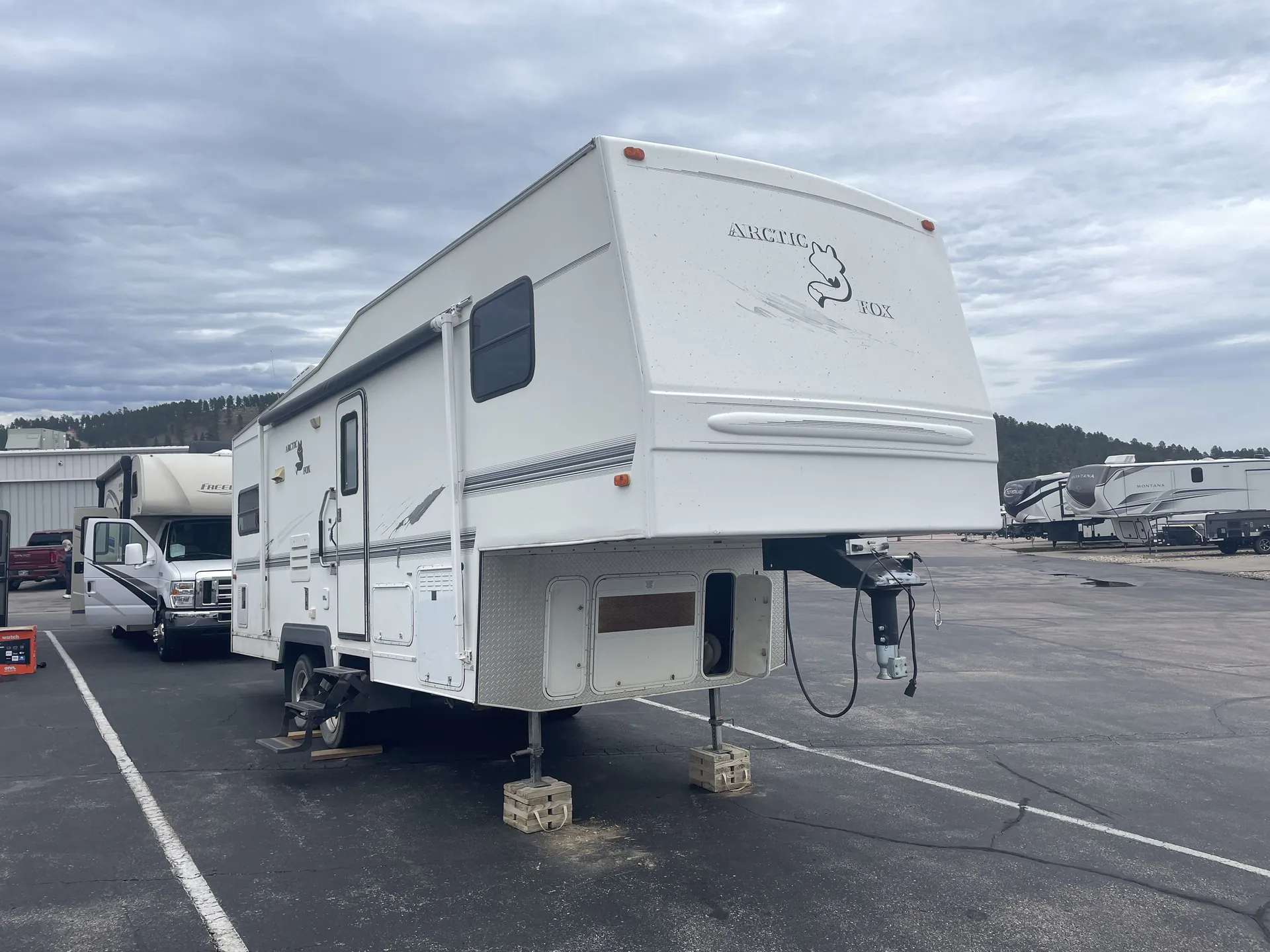 2003 Northwood Arctic Fox Grande Ronde 27-5L - Photo 2