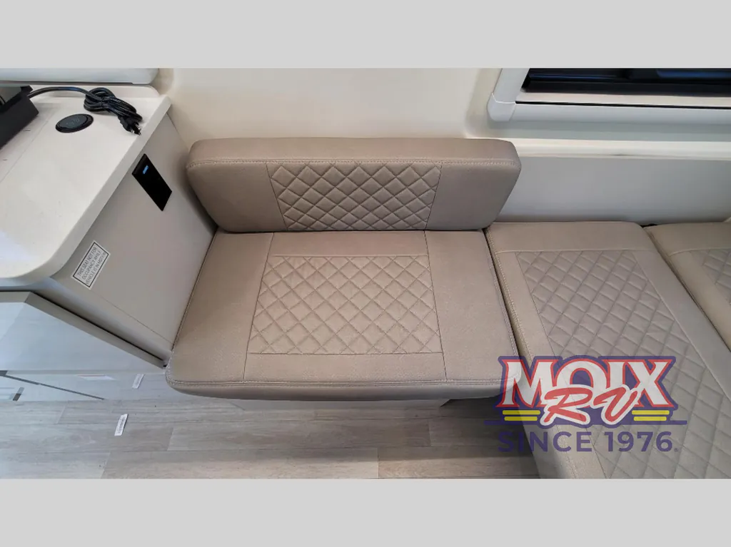 2027 Thor Motor Coach Tellaro 20Y, Photos photo 11