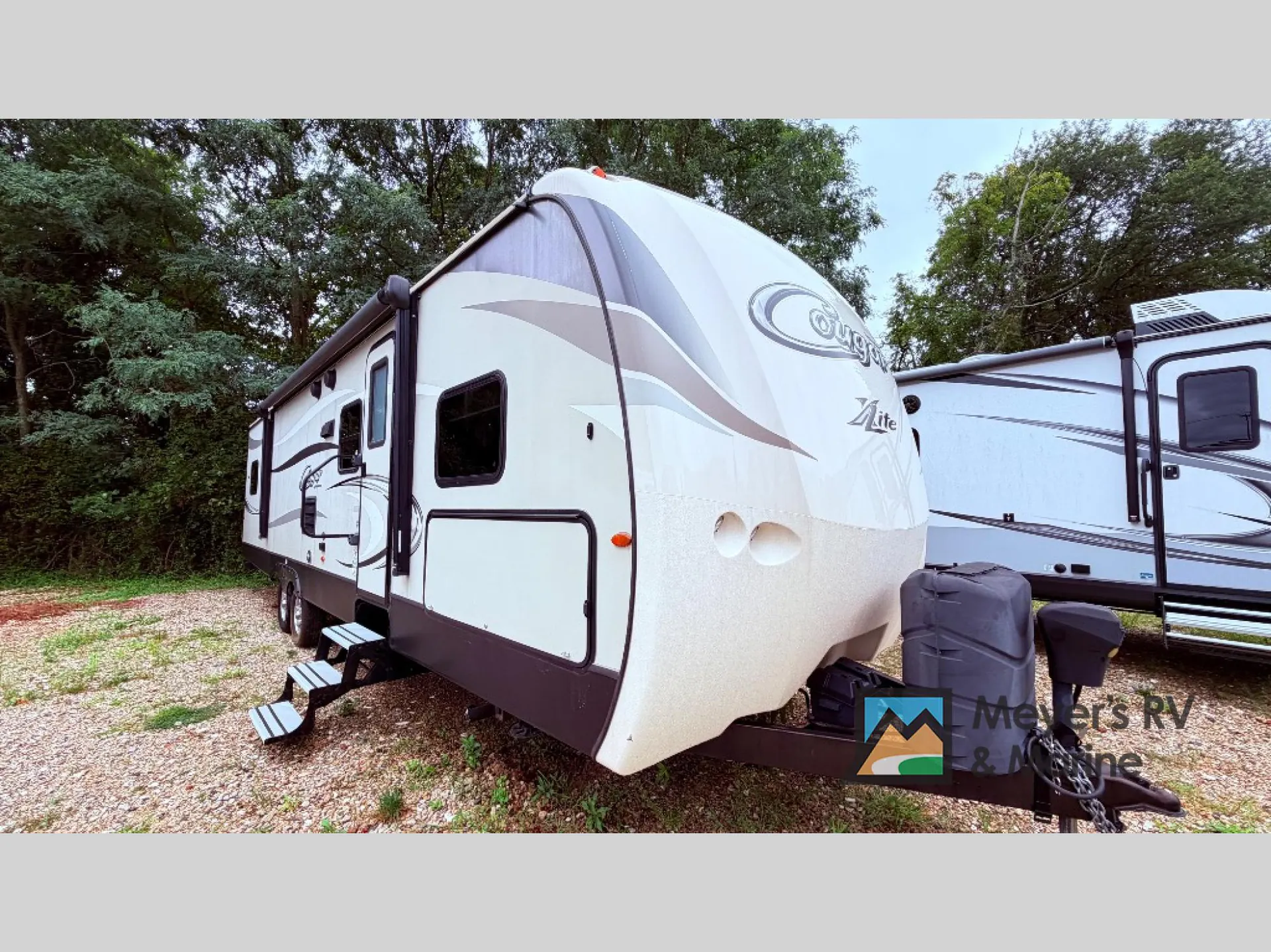 2017 Keystone Cougar XLite 32FBS - Photo 2