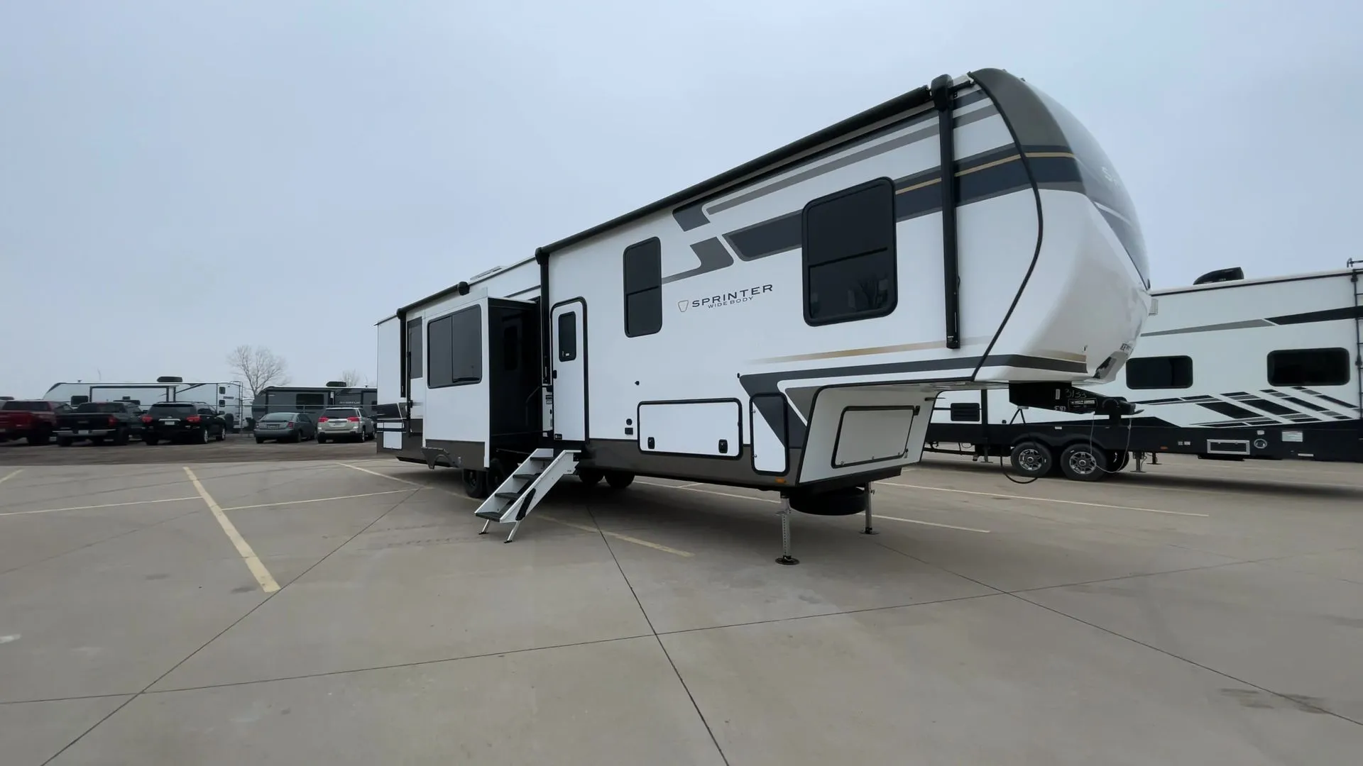 2026 Keystone Sprinter 3950SSP - Photo 3