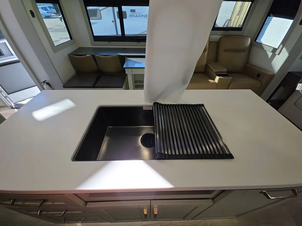 2026 Brinkley Model Z Air 297, Photos photo 6
