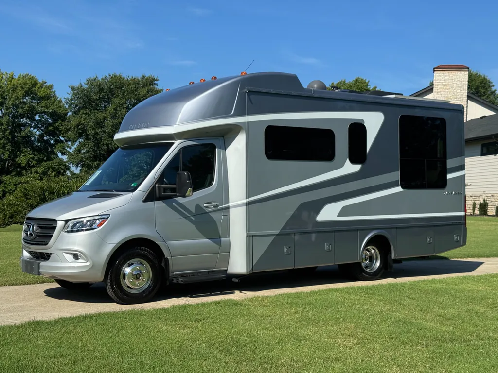 2024 Tiffin Wayfarer 25 RLW, Photos photo 7