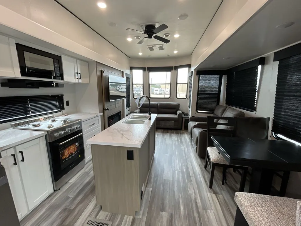 2026 Jayco Jay Flight Bungalow 401LOFT DS, Photos photo 5
