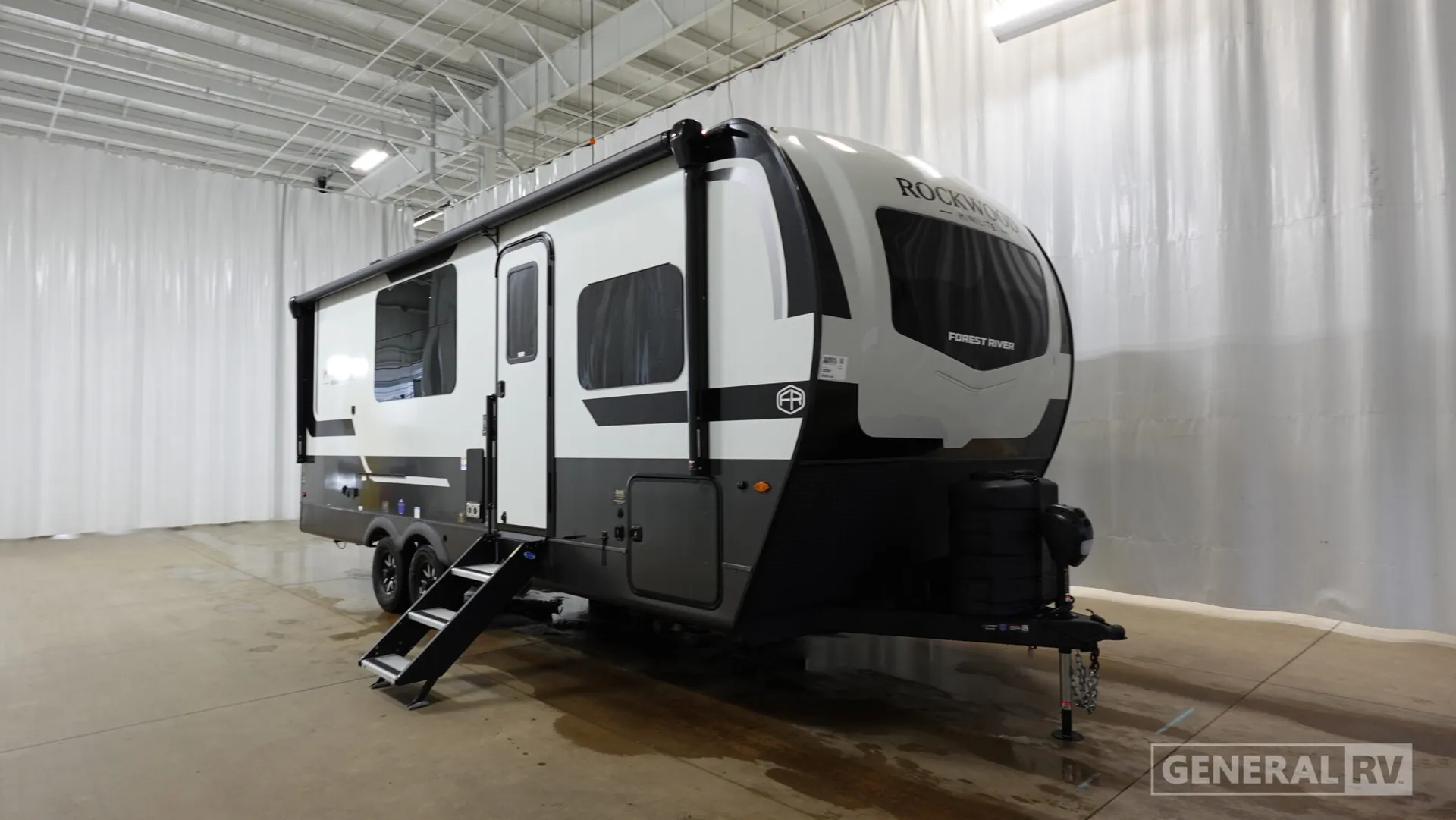 2026 Forest River Rockwood Mini Lite 2522FB - Photo 2