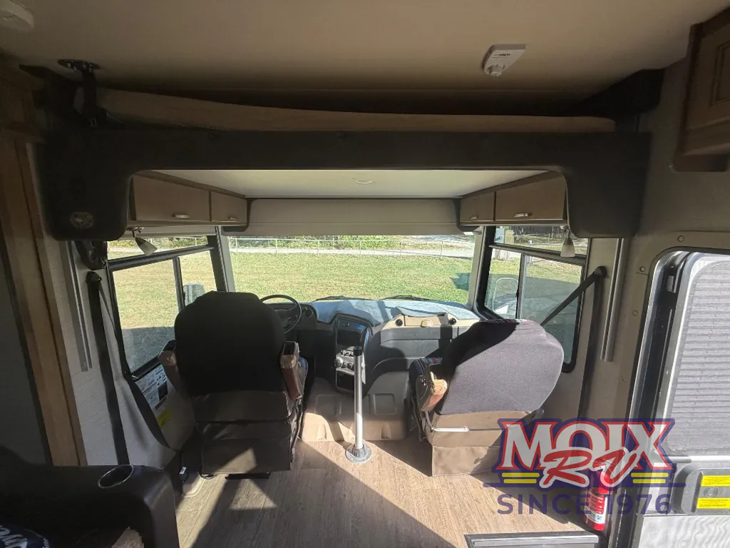 2018 Jayco Precept 29V, Photos photo 12