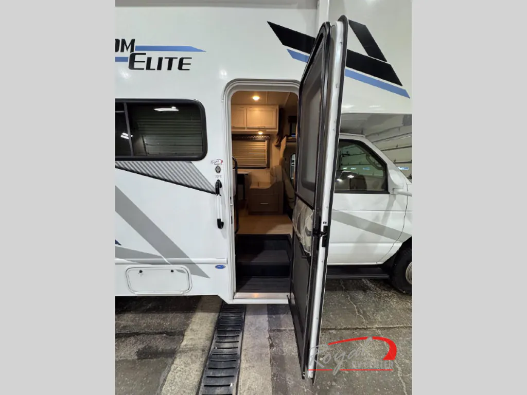 2025 Thor Motor Coach Freedom Elite 22FE, Photos photo 5
