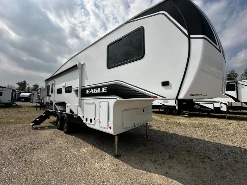 2024 Jayco Eagle HT 25RUC - Photo 2