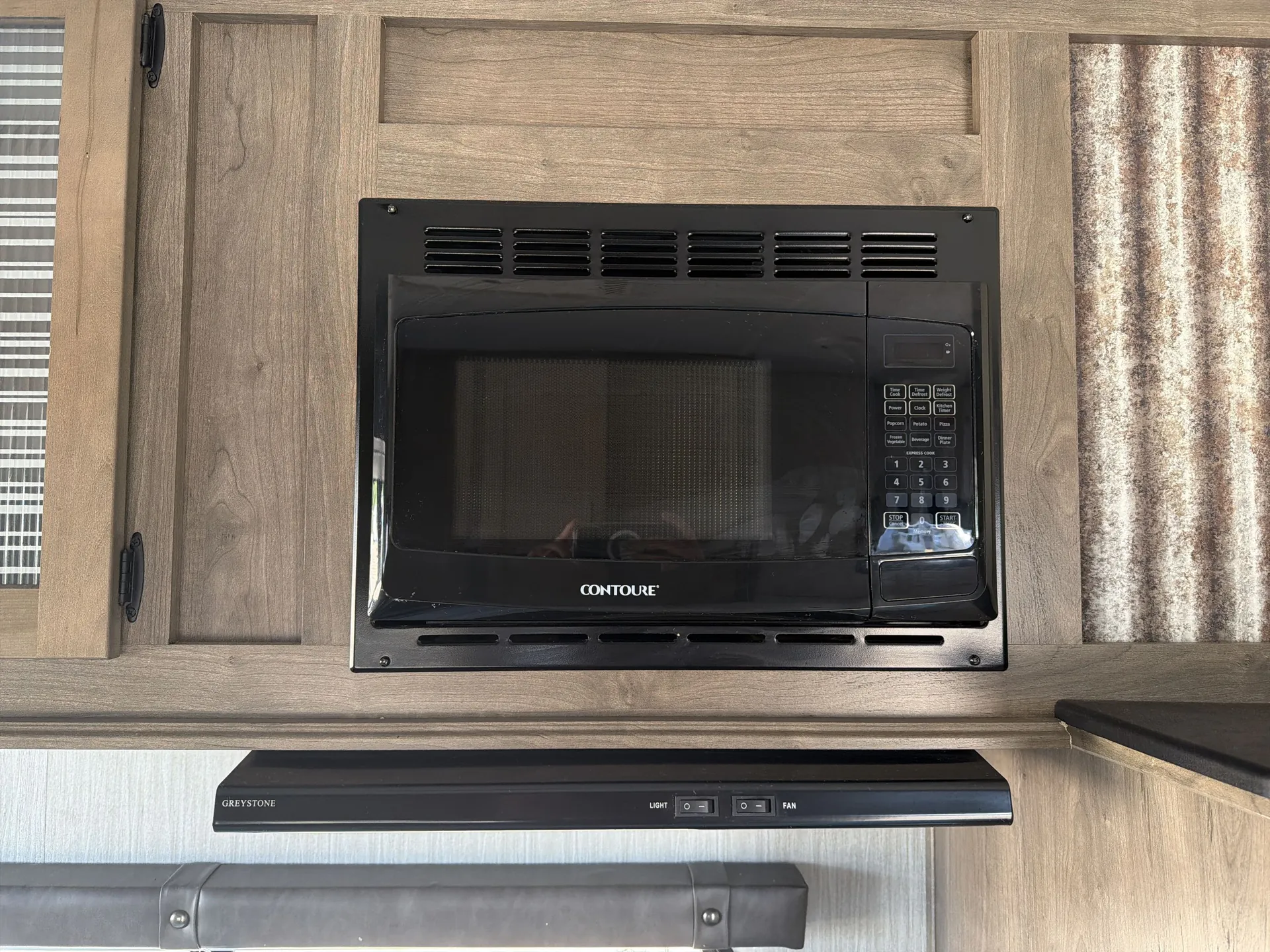 2021 Forest River Vengeance Rogue 25V — living area main