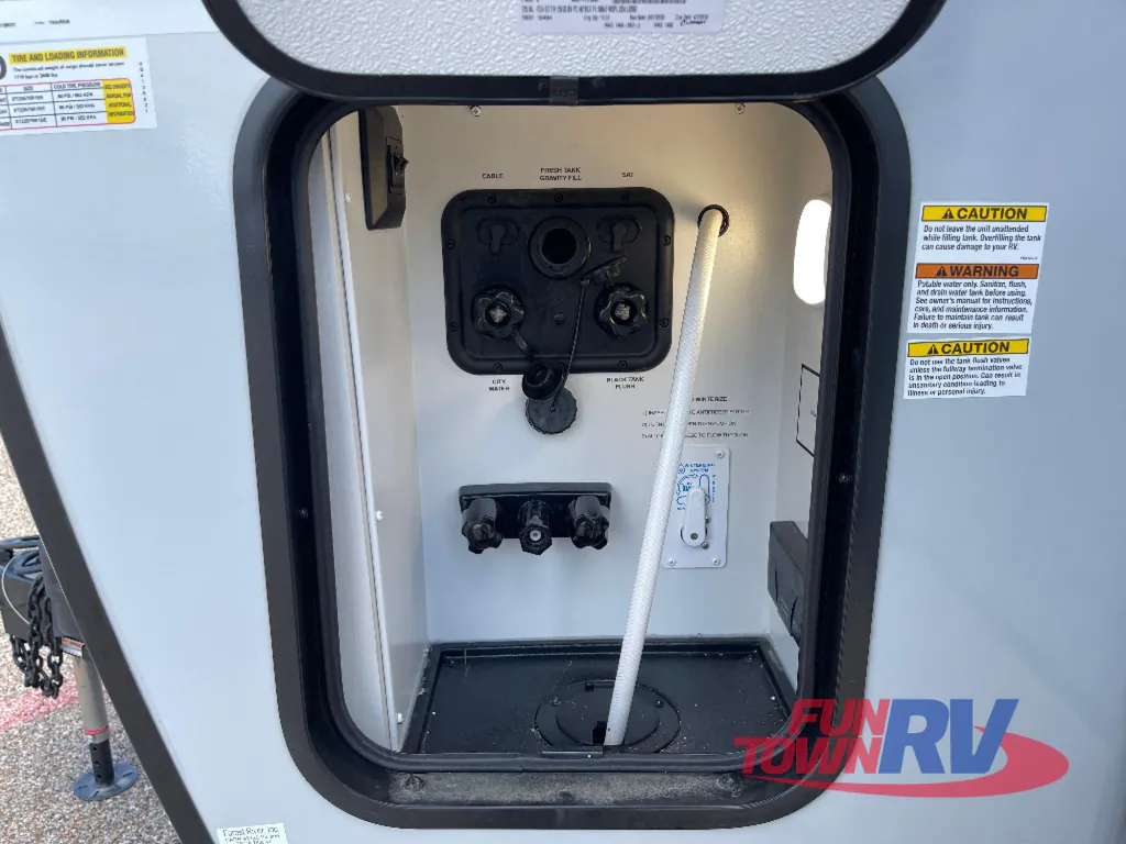 2026 Forest River Vibe Extreme Lite 2500FIK, Photos photo 8
