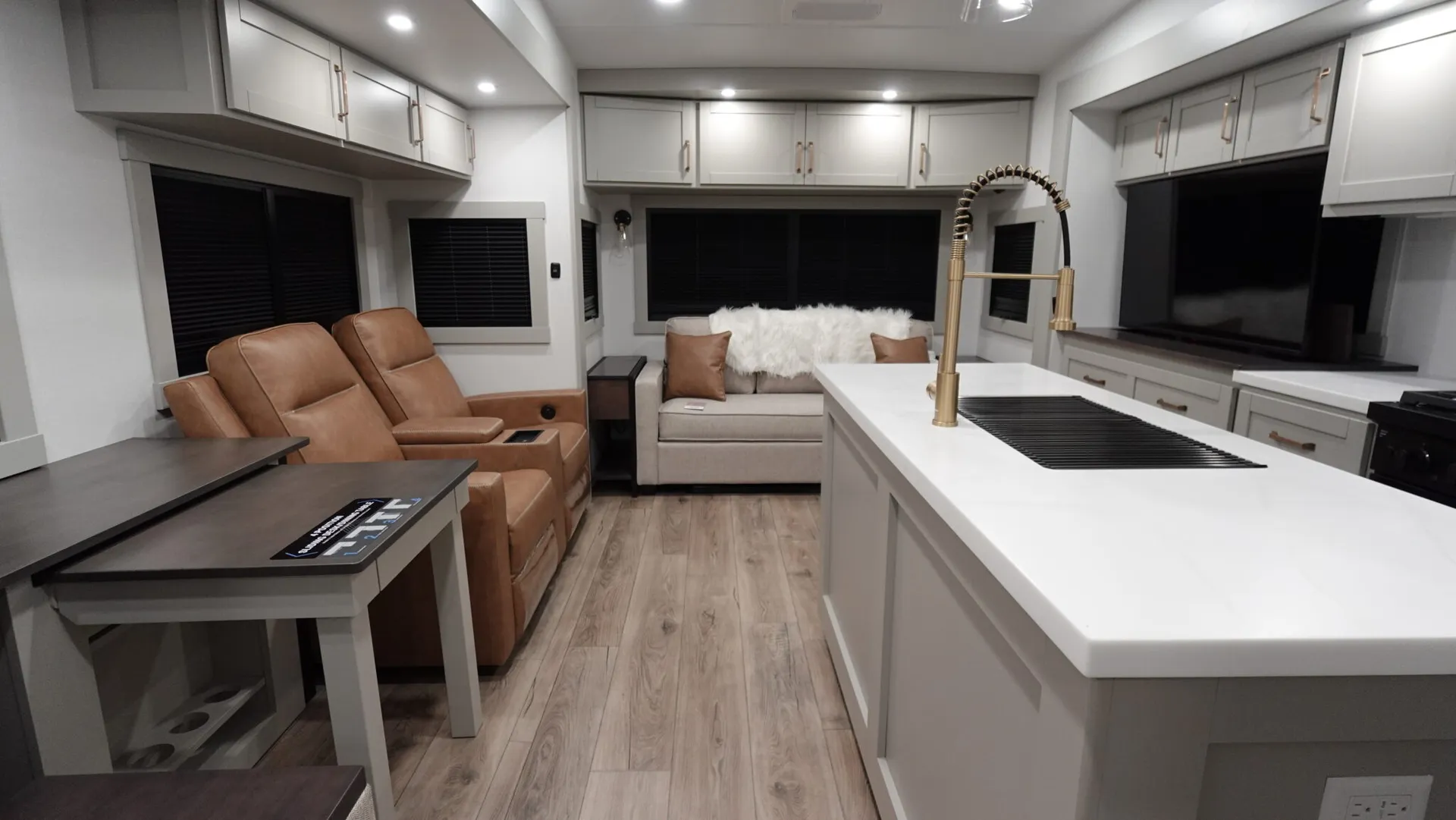2026 Brinkley Model Z 3100 - Photo 3