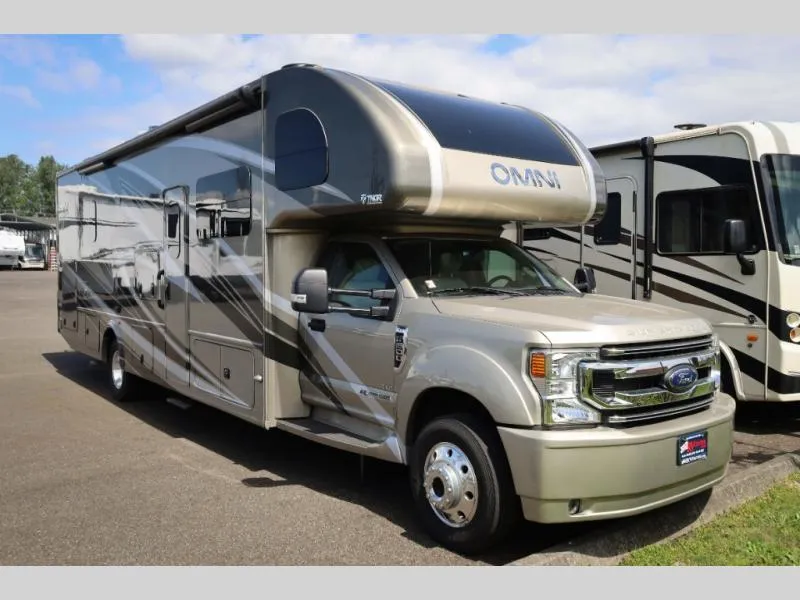 2022 Thor Motor Coach Omni RS36 - Photo 2