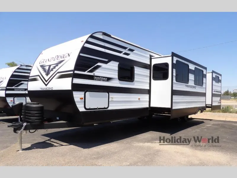 2027 Grand Design Transcend 325BHT - Photo 4