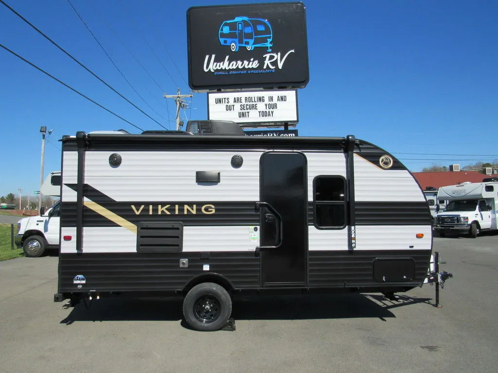 2022 Coachmen Viking Ultra-Lite 17FQS - Photo 2