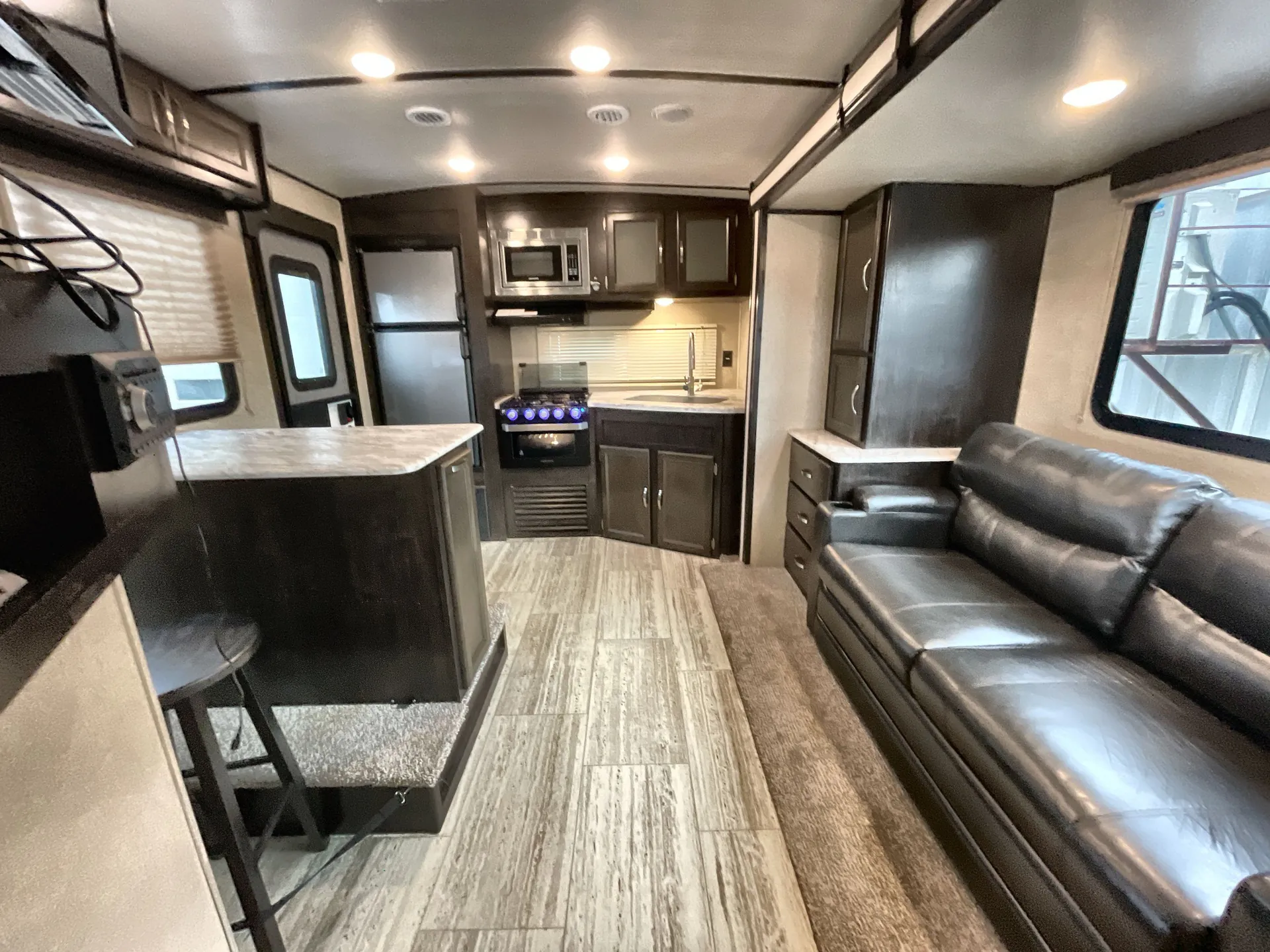 2020 Coachmen Spirit Ultra Lite 2255RK — living area main