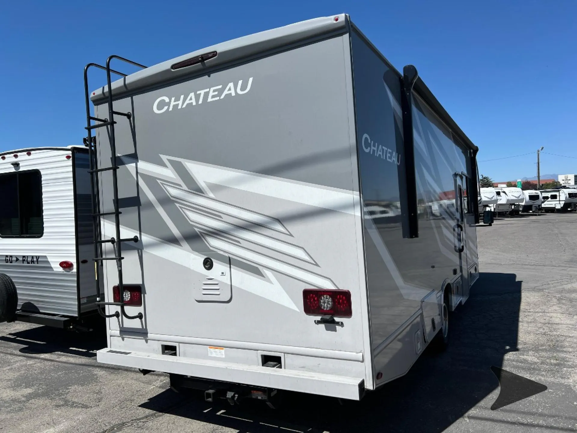 2027 Thor Motor Coach Chateau 29K - Photo 4