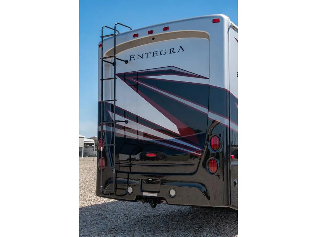 2027 Entegra Coach Emblem 36U, Photos photo 47