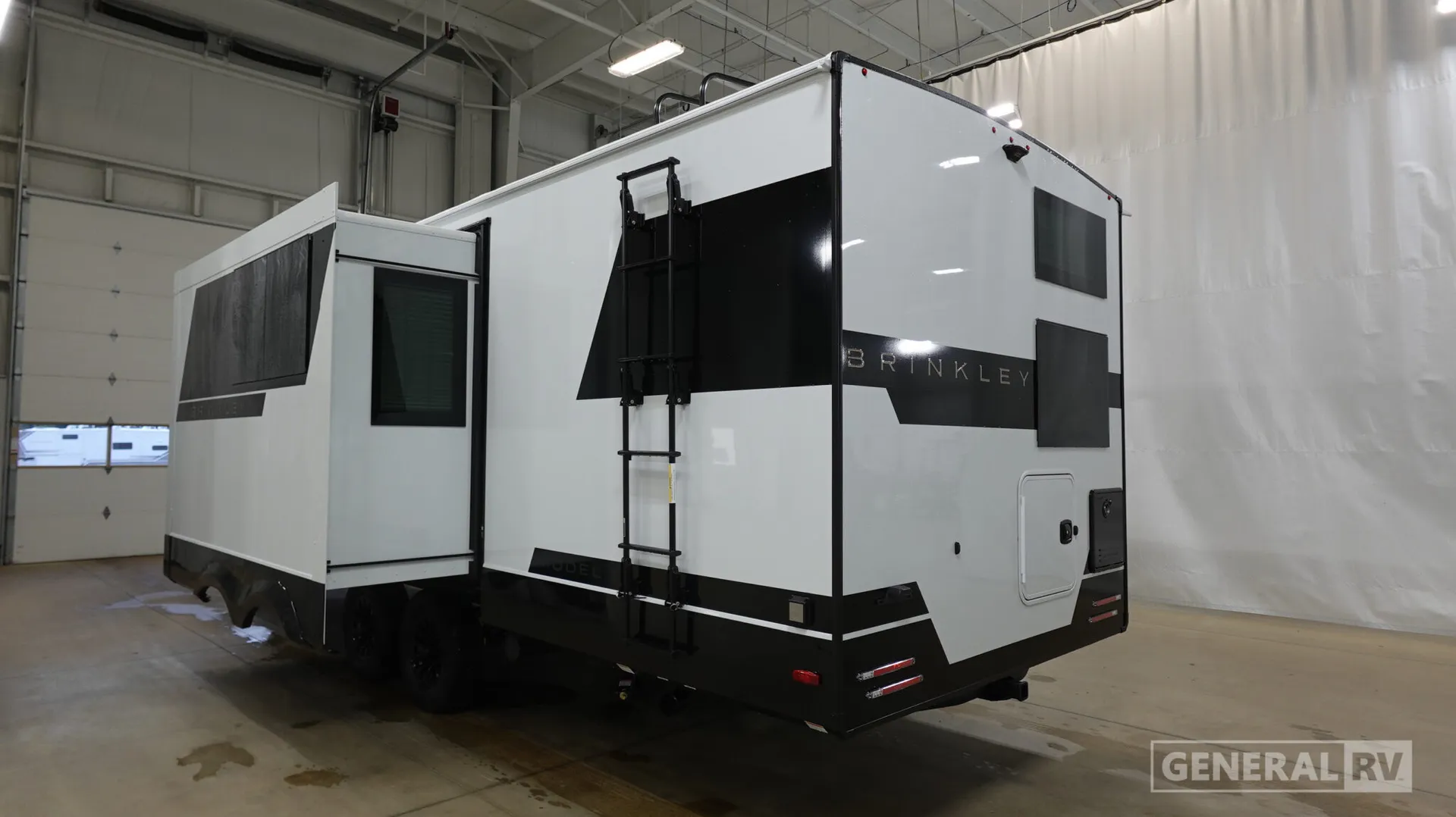 2026 Brinkley Model Ix 24X - Photo 4
