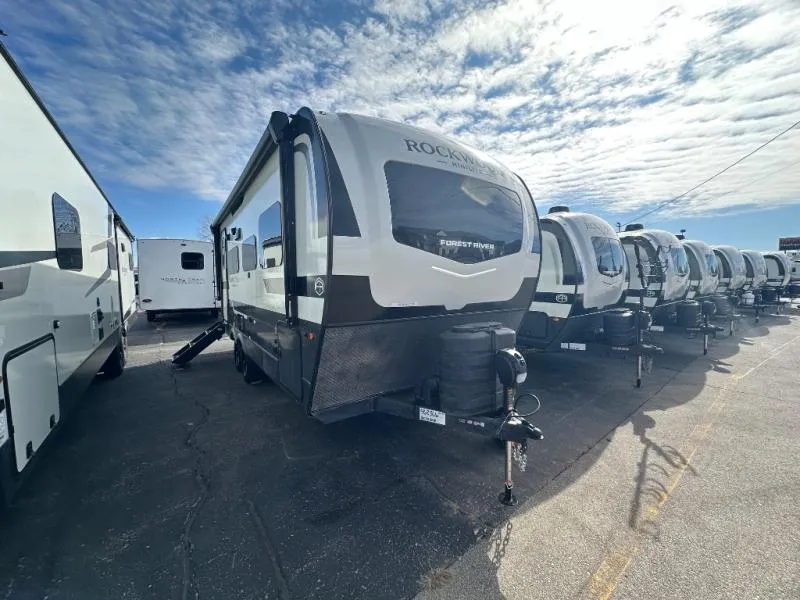 2026 Forest River Rockwood Mini Lite 2205S - Photo 2
