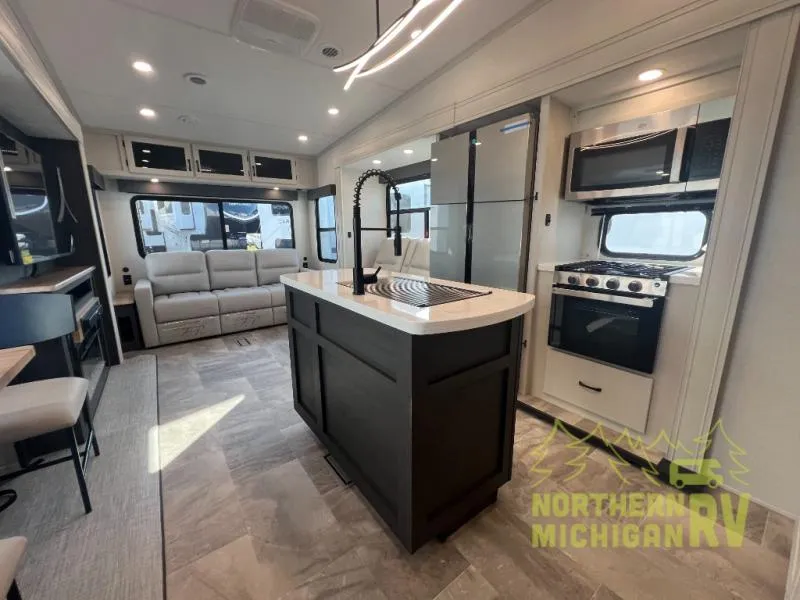 2026 Coachmen Chaparral 298RLS - Photo 3