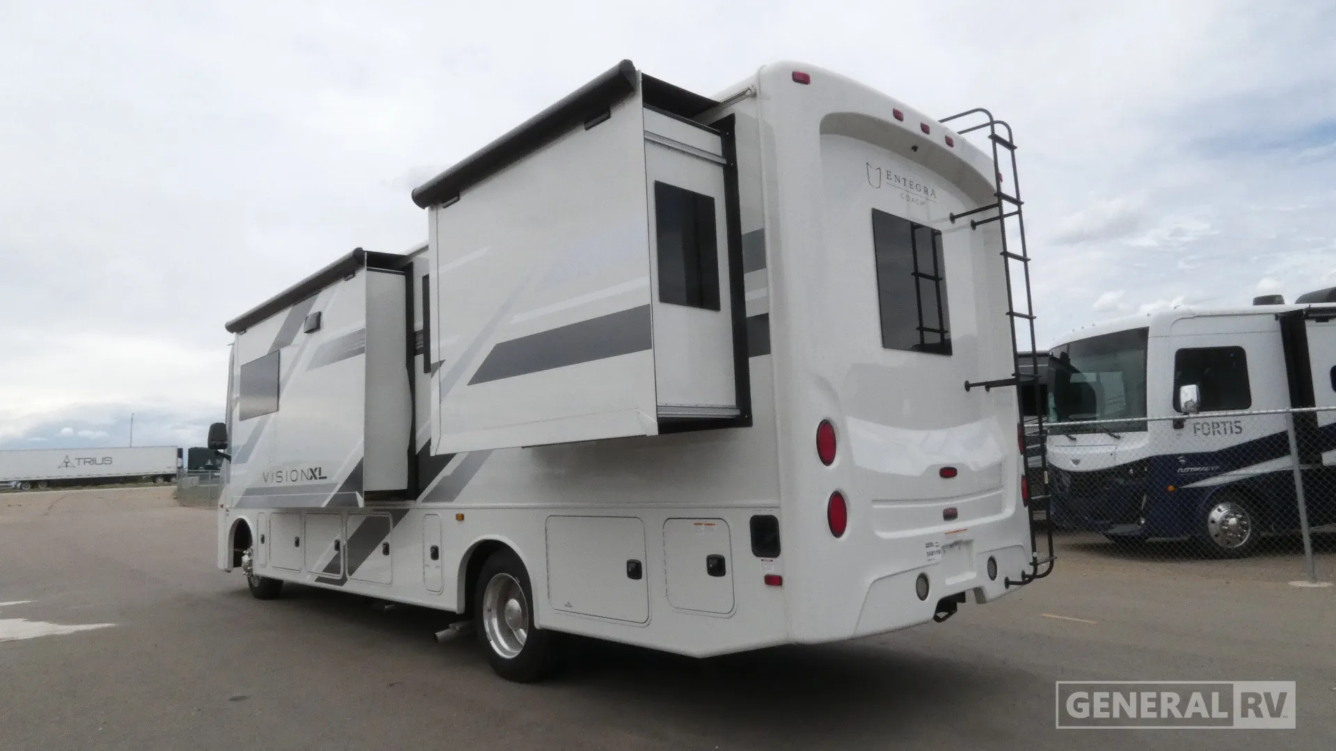 2026 Entegra Coach Vision XL 31UL - Photo 4