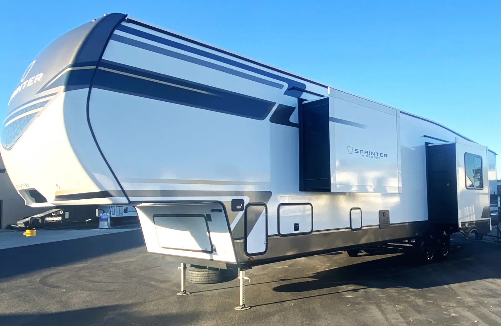 2026 Keystone Sprinter 3840LRK - Photo 3