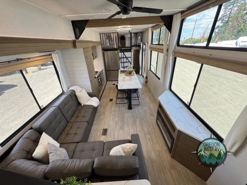 2027 Forest River Salem Grand Villa 42ICE - Photo 3