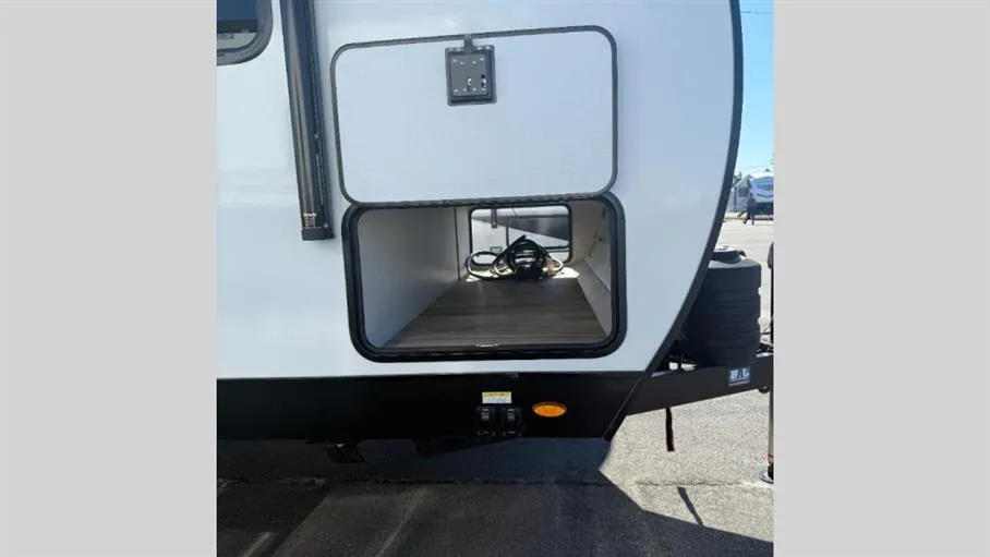 2026 Venture RV Campbound Platinum 281CBH - Photo 3