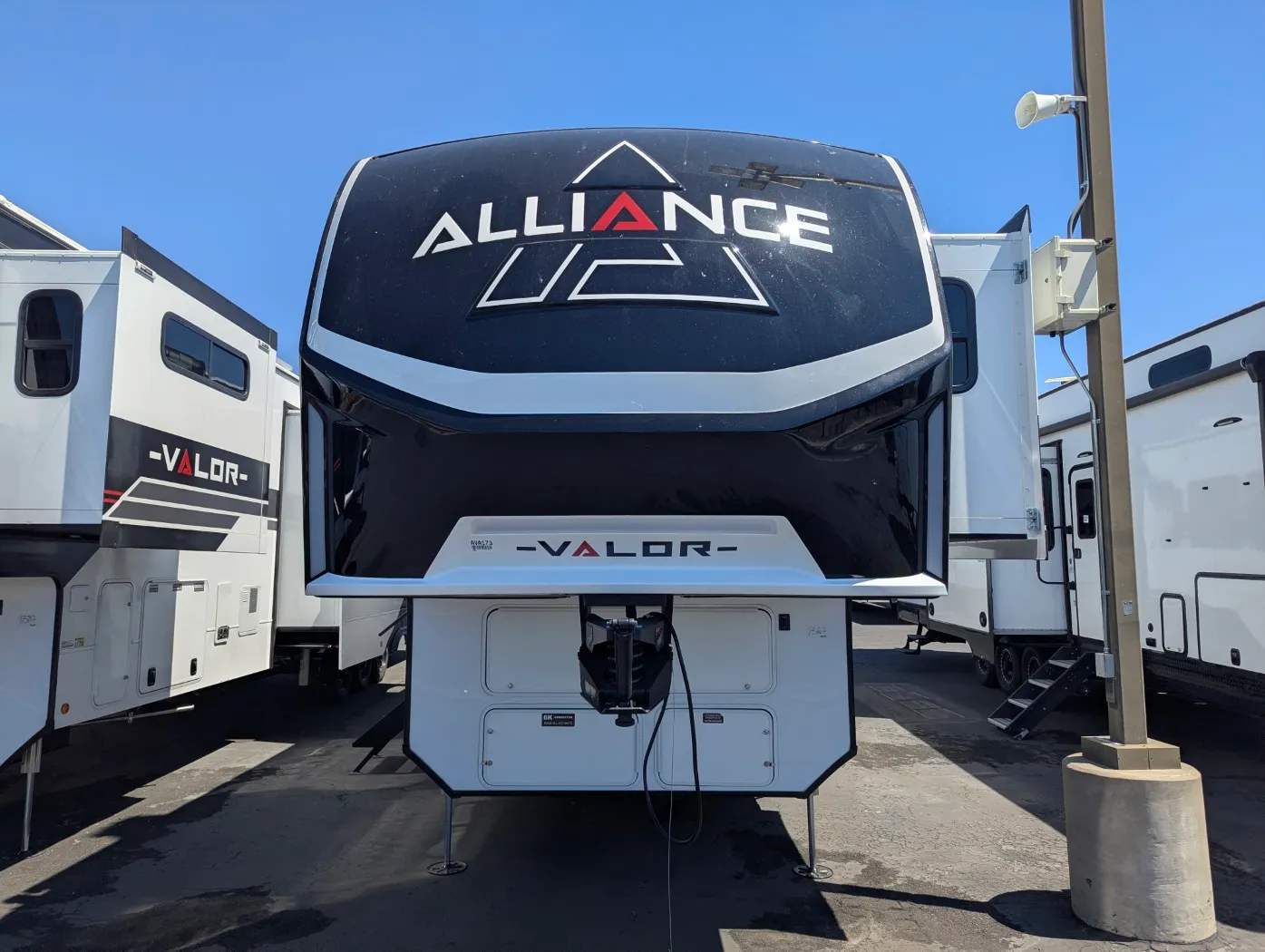 2026 Alliance RV Valor 44V14 - Photo 3