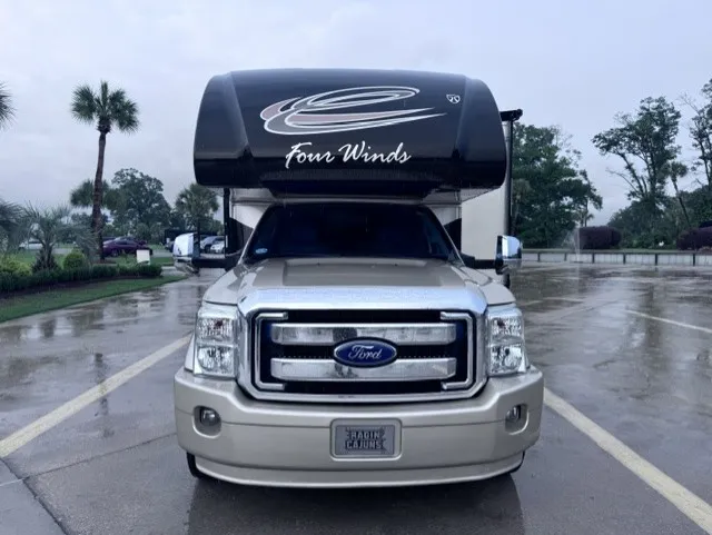 2015 Thor Motor Coach FOURWINDS 35SK - Main photo