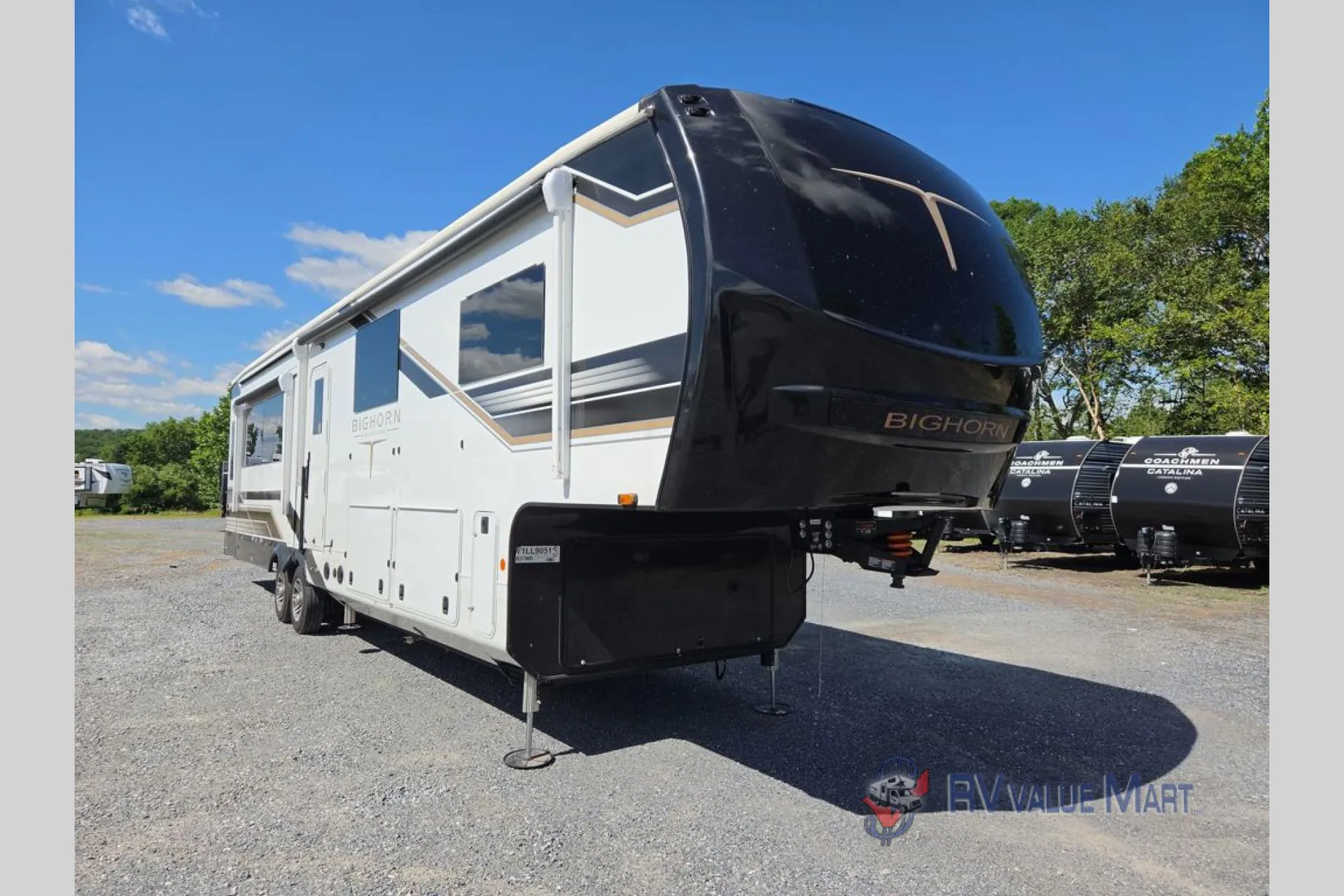 2026 Heartland Bighorn 37MD - Photo 2