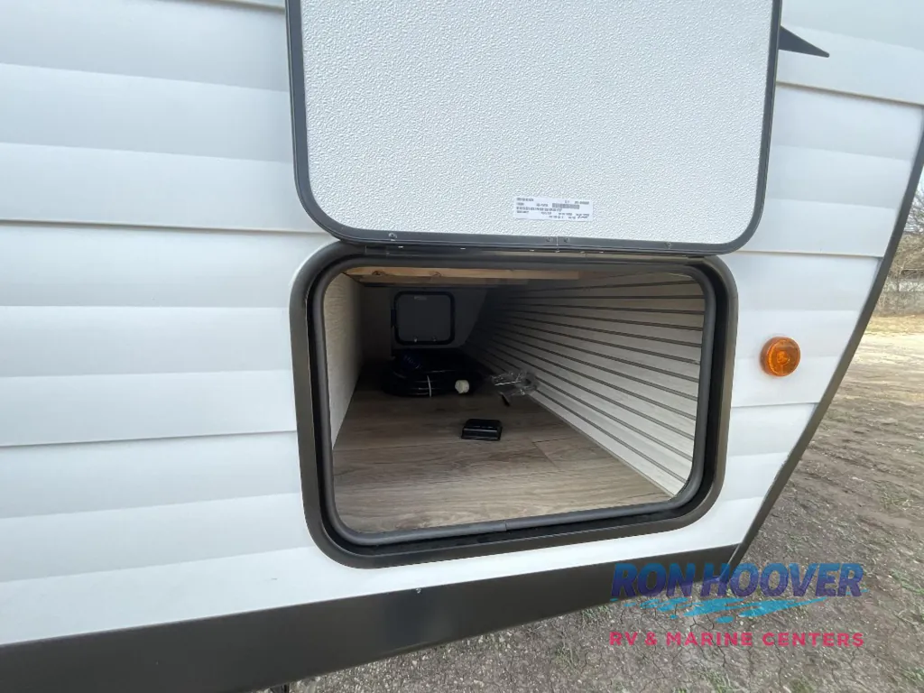 2026 Shasta RVs i-5 Edition 526RBS, Photos photo 17