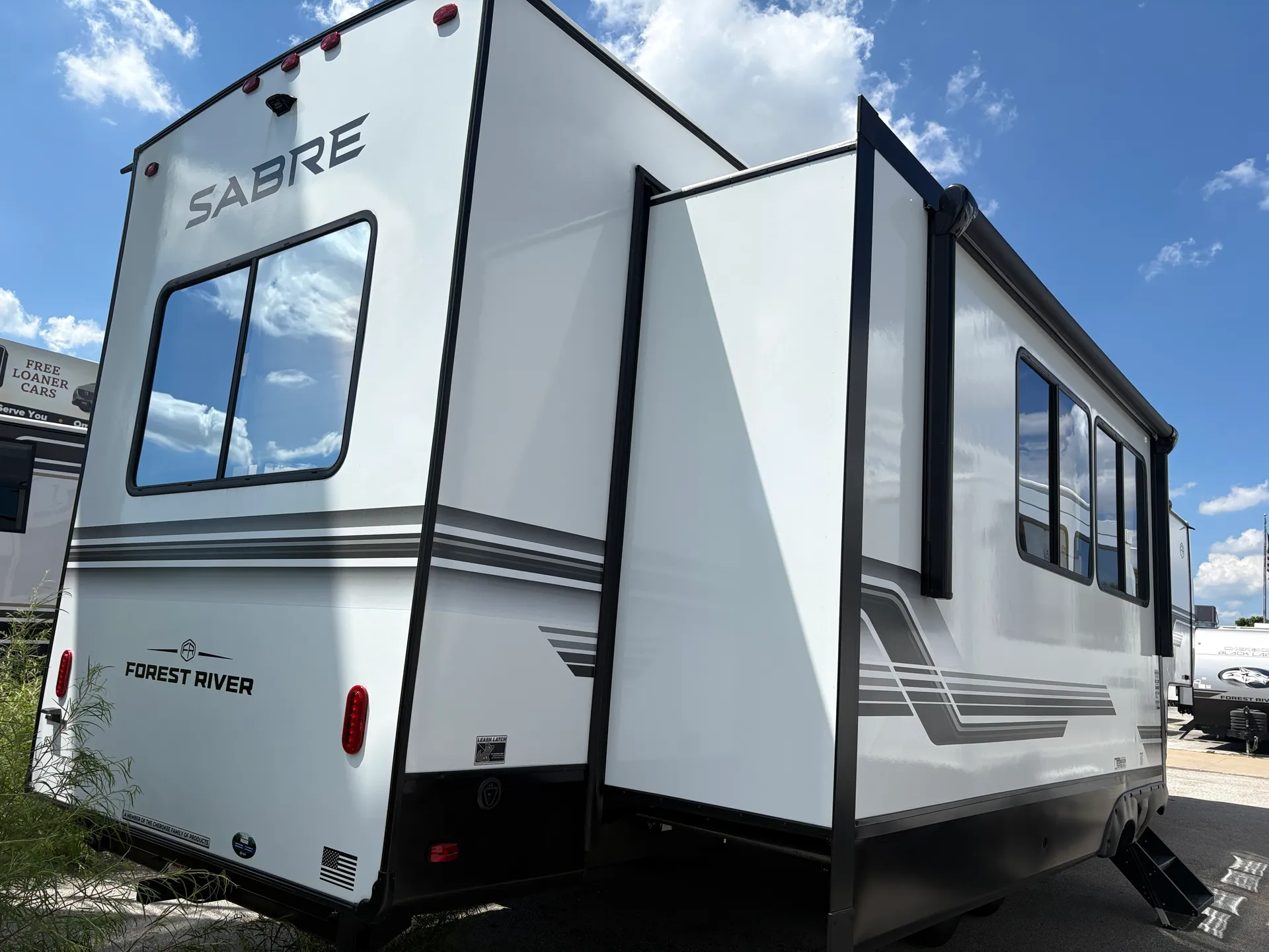 2027 Forest River Sabre 36EST — Photo 5