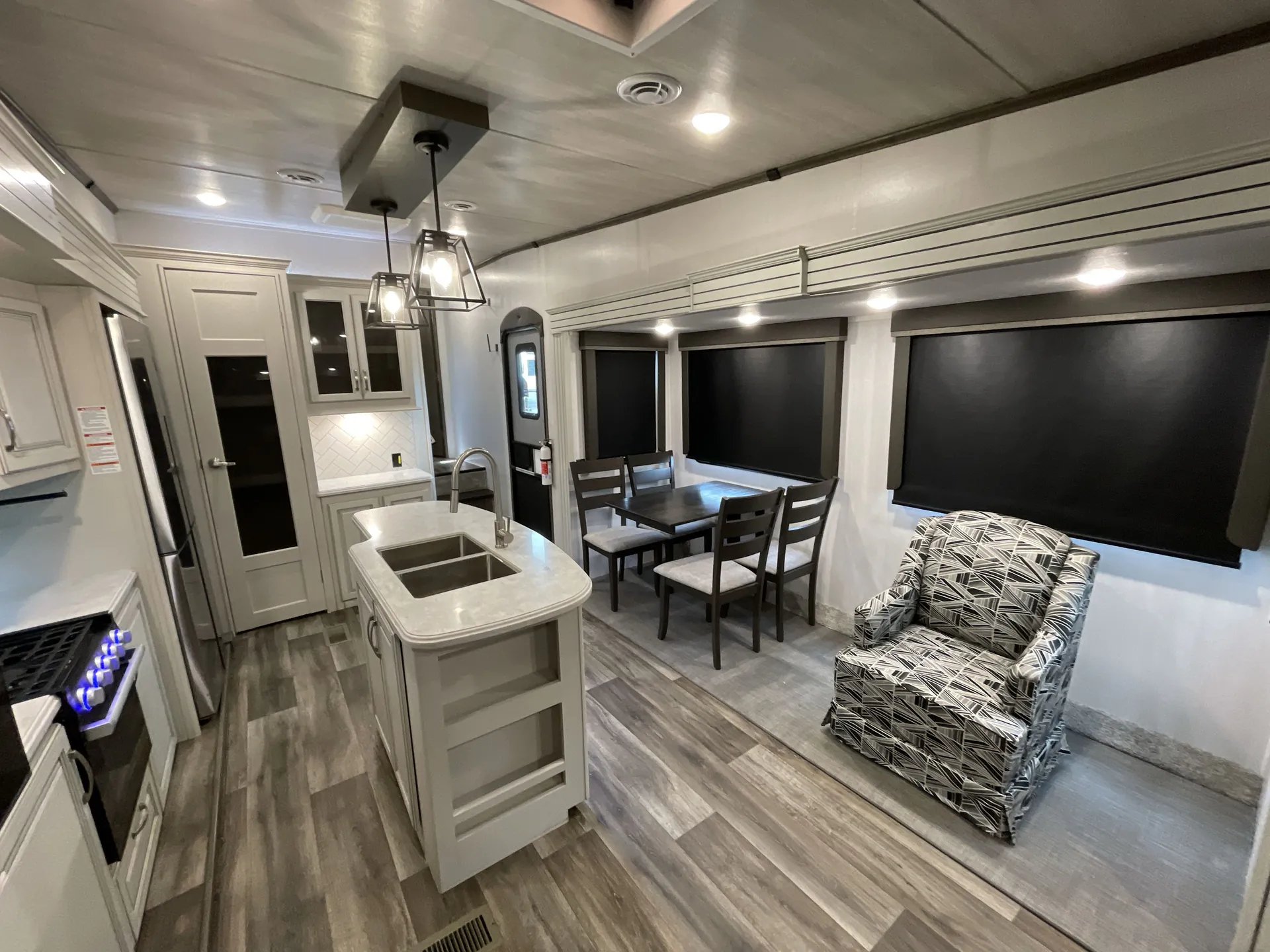 2022 Keystone Cougar 316RLS — living area main