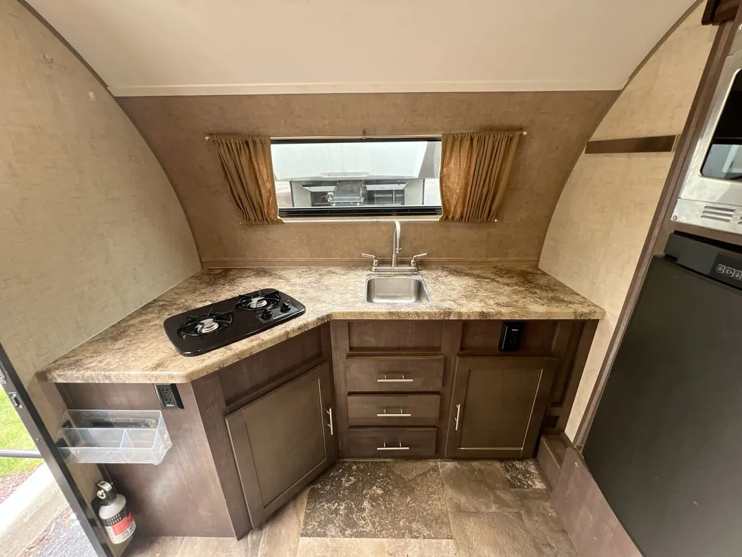 2016 Forest River R-Pod 179 - Photo 4