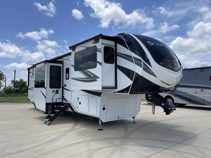 2024 Grand Design Solitude 380FL - Photo 2