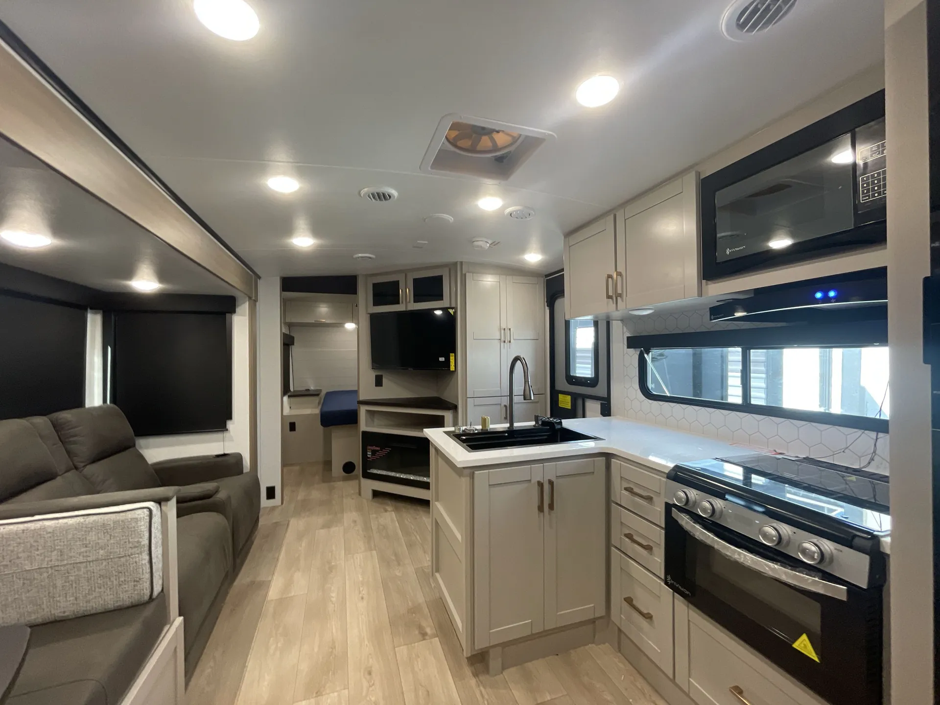 2027 Jayco Jay Feather 29BHB — living area main