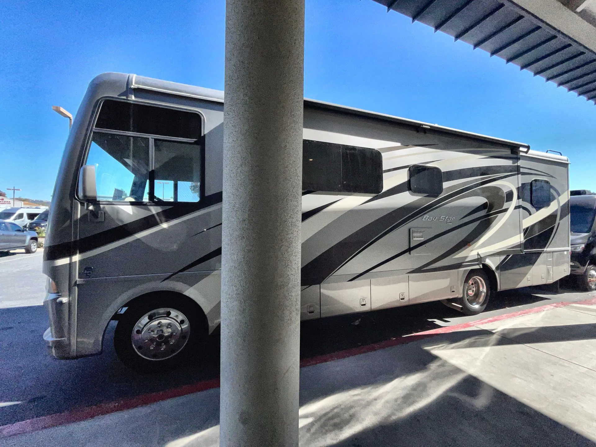 2019 Newmar Bay Star 3226 - Photo 4
