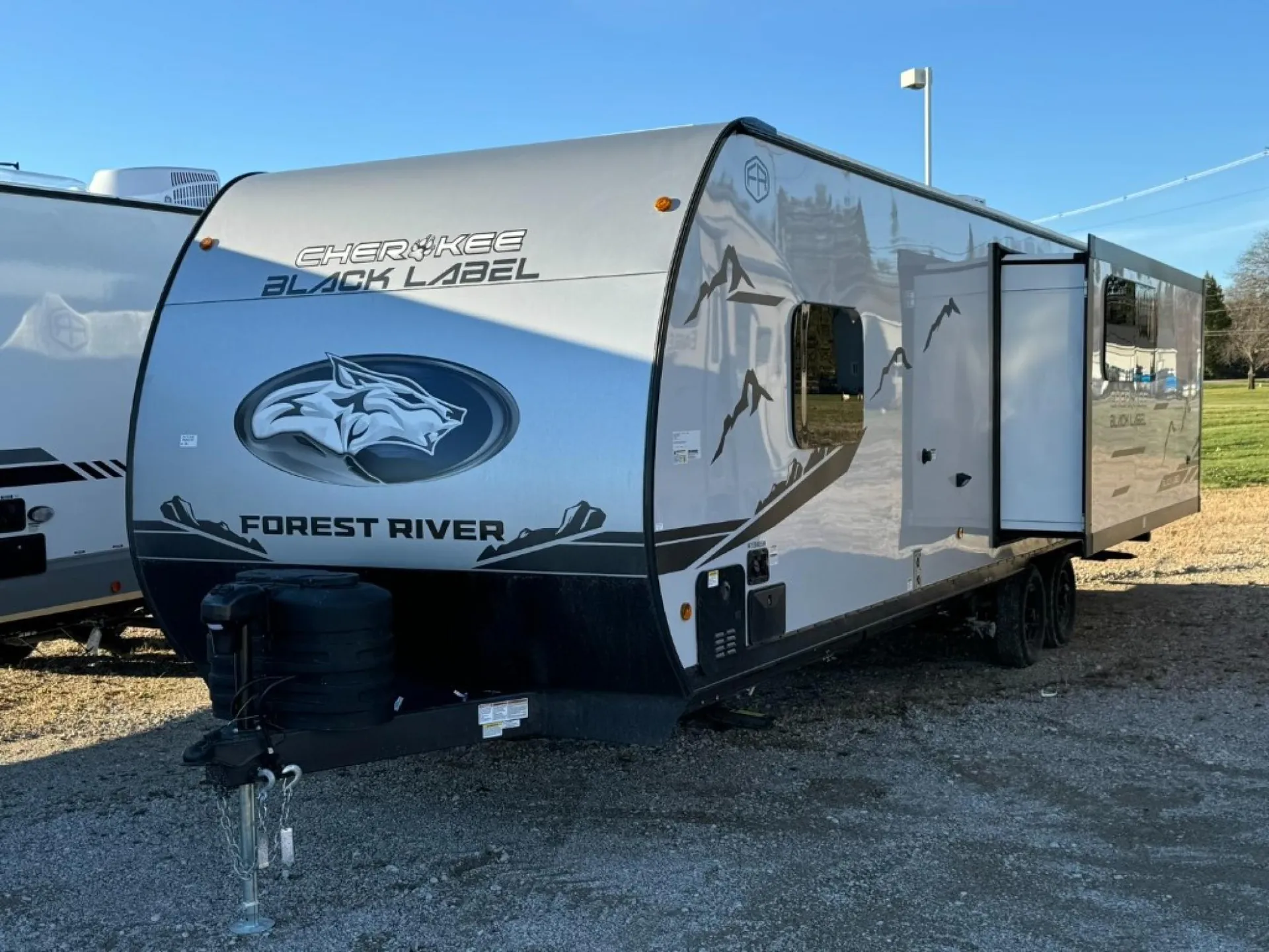 2025 Forest River Cherokee Grey Wolf Black Label 27LHBL - Photo 3