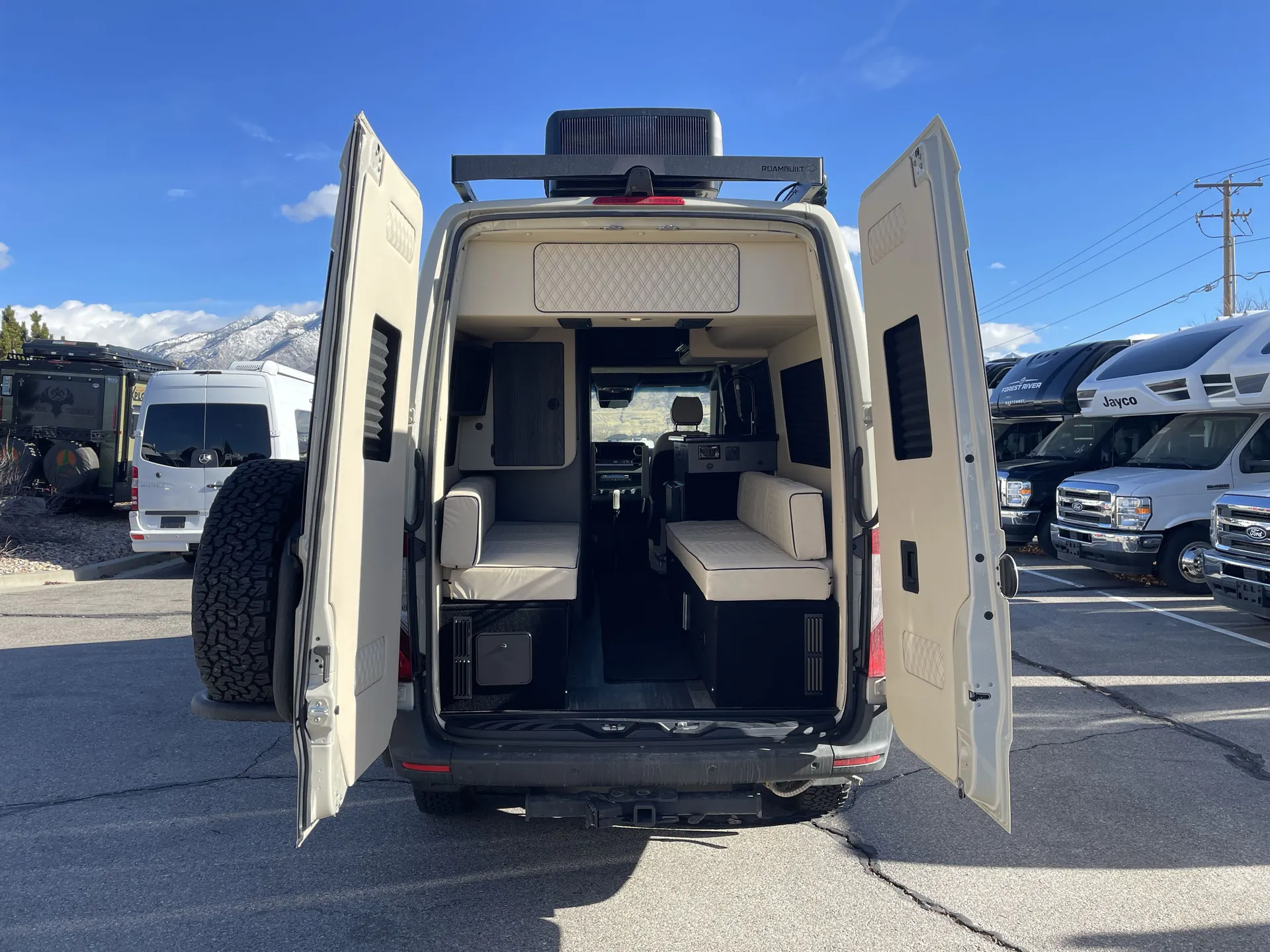 2026 OGV Luxury Coach VTOUR 144 2TB4 — living area main
