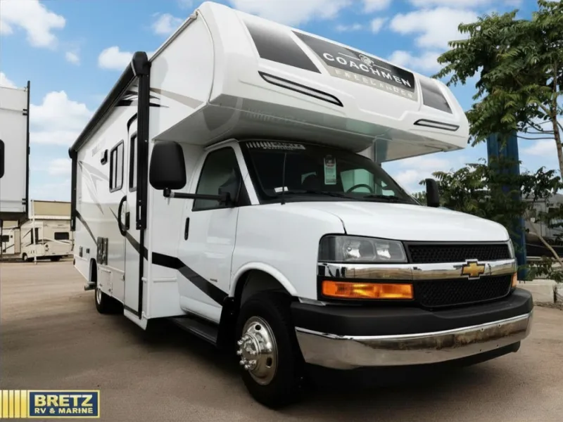 2026 Coachmen Freelander 23FS - Photo 2