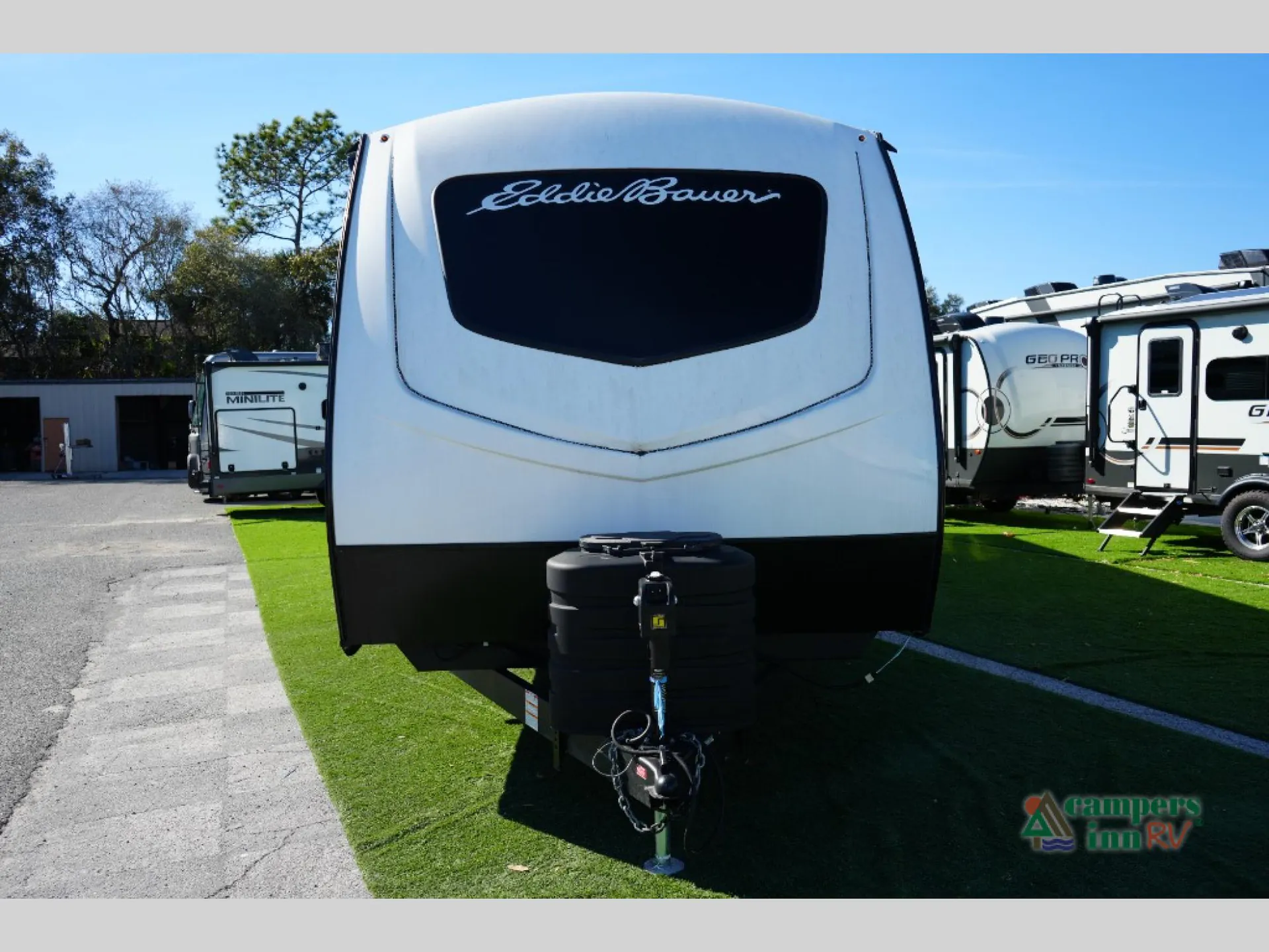 2023 Dutchmen Eddie Bauer 33RL - Photo 3