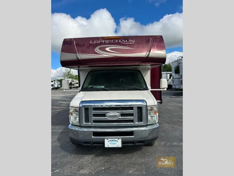 2016 Coachmen Leprechaun 319DS - Photo 2