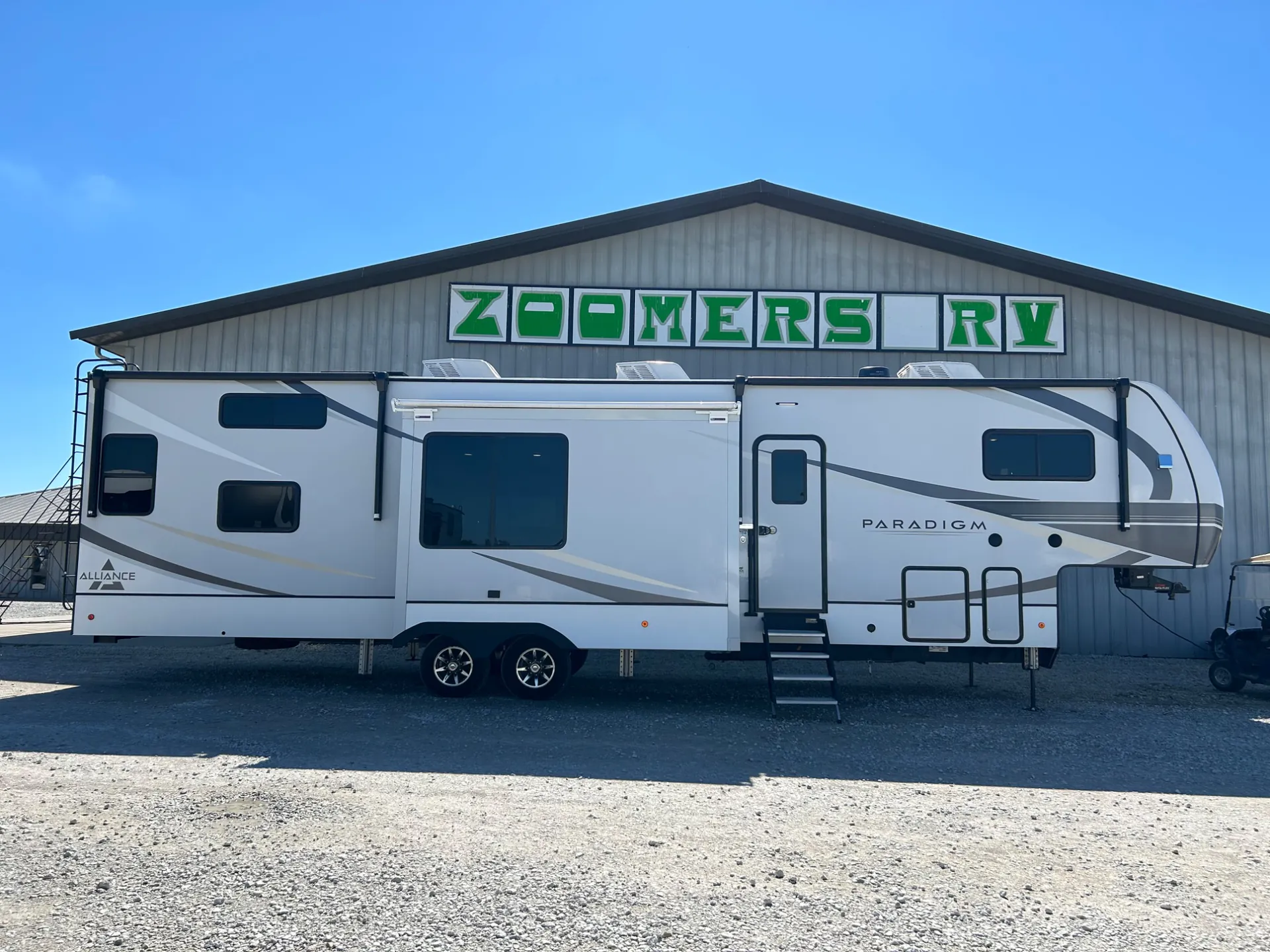 2023 Alliance RV Paradigm 395DS - Photo 3